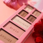 ⁦Essence Bloom Baby Bloom 02 Face & Eye Palette لوحة للوجه والعيون بلوم بيبي بلوم 02, من اسينس⁩ - الصورة ⁦3⁩